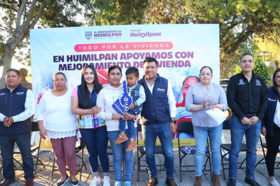 Fortalece Jairo Morales a familias enHuimilpan con acciones de vivienda