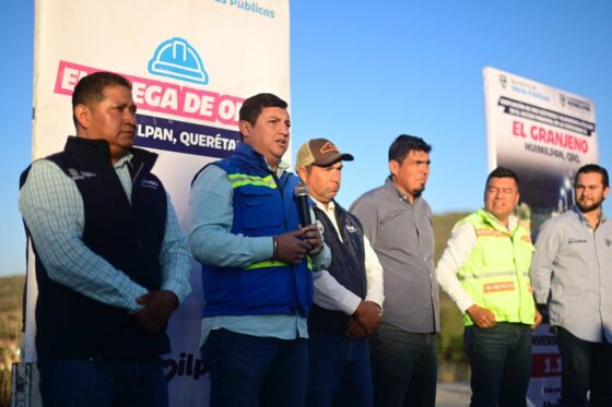 Jairo Morales entrega ampliación de red eléctrica en Granjeno