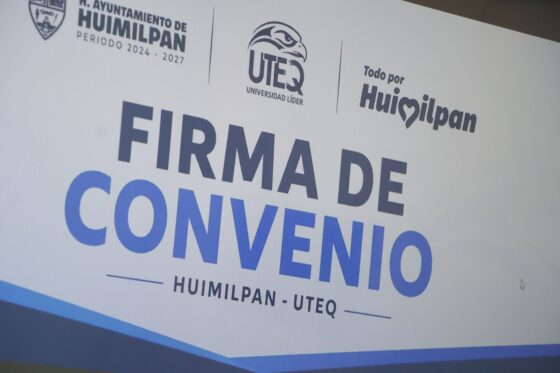 Jairo Morales firma alianza con la UTEQ